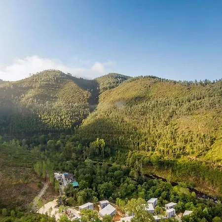 Syntony - Paradinha Village