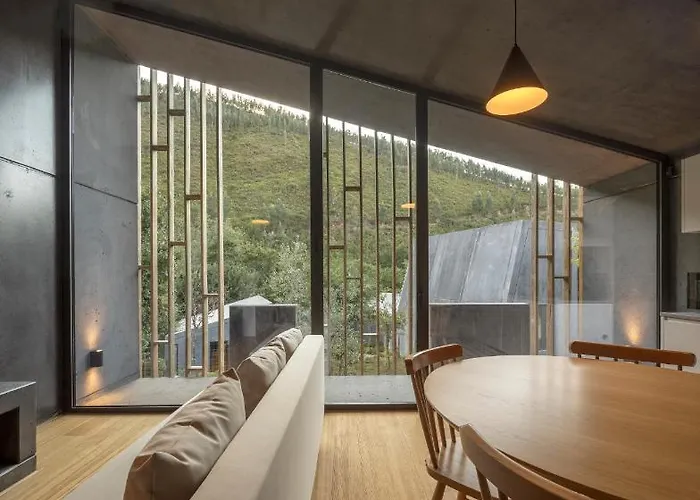 Aldeamento Turístico Syntony - Paradinha Village