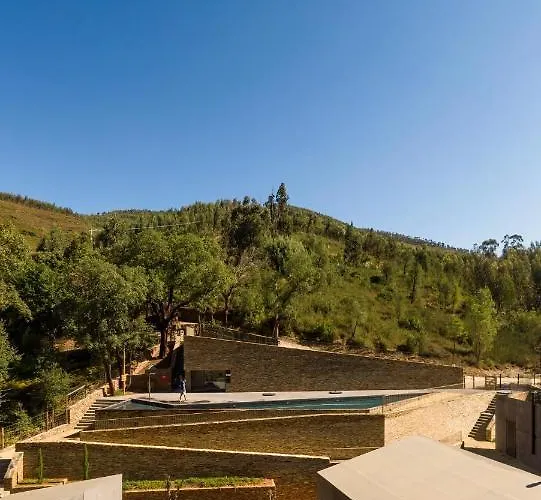 Aldeamento Turístico Syntony - Paradinha Village *