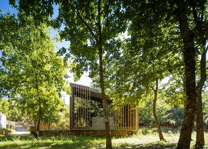 Aldeamento Turístico Syntony - Paradinha Village